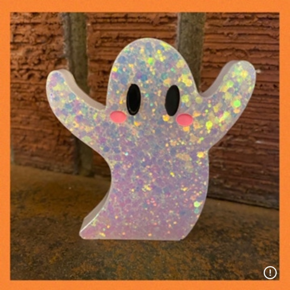 Groovy Glitter Ghostie Halloween Shelf decor, 3 Tier Decor